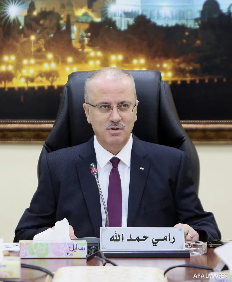 Palestinian Prime Minister Rami Hamdallah chairs a meeting of council of Ministers in the West Bank city of Ramallah, on June 13, 2017. Photo by Prime Minister Office