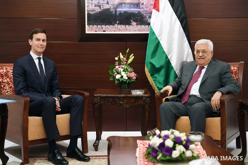 Palestinian President Mahmoud Abbas meets with US envoy to the peace process Kouchner, in the West Bank city of Ramallah, on June 21, 2017. Photo by Thaer Ganaim