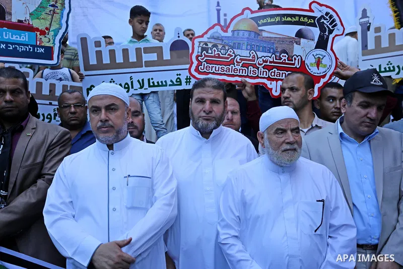 Palestinians take part in a protest marking the annual al-Quds Day, or Jerusalem Day, following Friday prayer in Gaza city June 23, 2017. Photo by Ashraf Amra