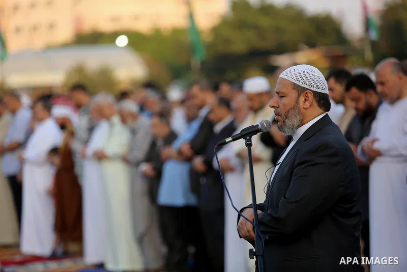 Senior Hamas leader Khalil al-Hayah performs Eid al-Fitr prayers in Gaza City June 25, 2017. Eid al-Fitr marks the end of Muslim's holy fasting month of Ramadan when faithfuls abstain from eating, drinking, smoking and s...
