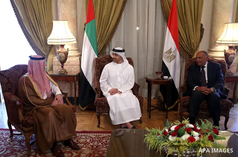 Bahraini Foreign Minister Khalid bin Ahmed al-Khalifa, Egyptian Foreign Minister Sameh Shoukry, Saudi Foreign Minister Adel al-Jubeir, and UAE Minister of Foreign Affairs and International Cooperation Abdullah bin Zayed...