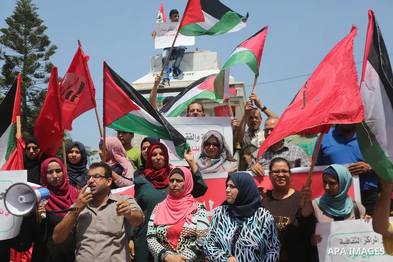 Palestinians take part in a protest against Israeli blockade in Gaza city on July 6, 2017. Photo by Mohammed Asad