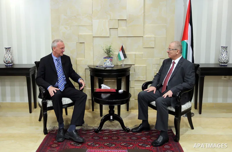 Palestinian Prime Minister Rami Hamdallah meets with ambassador of the Czech Republic to Palestine Peter Stari, at his office in the West Bank city of Ramallah, on July 09, 2017. Photo by Prime Minister Office