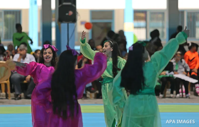 Palestinians enjoy as part of the activities proposed during a Summer Fun Weeks 2017 organised by the United Nations, in Gaza city, on July 9, 2017. Photo by Ashraf Amra