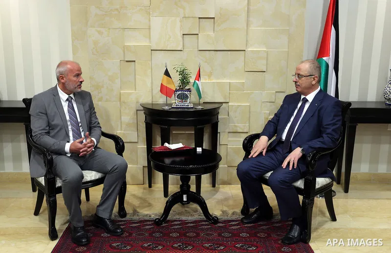 Palestinian Prime minister Rami Hamadallah meets with a Belgian consul, in the West Bank city of Ramallah,on July 20, 2017. Photo by Prime Minister Office