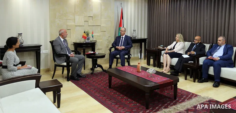 Palestinian Prime minister Rami Hamadallah meets with a Belgian consul, in the West Bank city of Ramallah,on July 20, 2017. Photo by Prime Minister Office