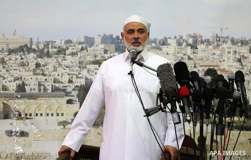 Hamas Chief Ismail Haniyeh gives a speech during Friday prayer at the al-Omari mosque in Gaza city on July 21, 2017. Photo by Mohammed Asad