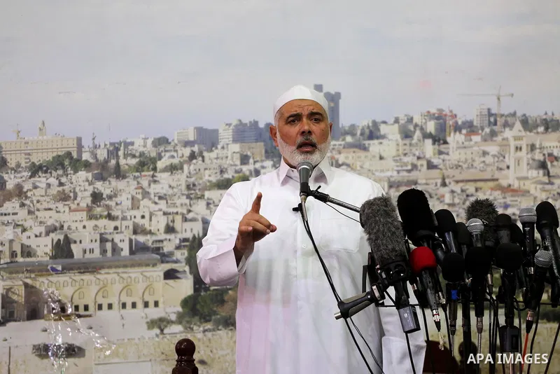 Hamas Chief Ismail Haniyeh gives a speech during Friday prayer at the al-Omari mosque in Gaza city on July 21, 2017. Photo by Mohammed Asad