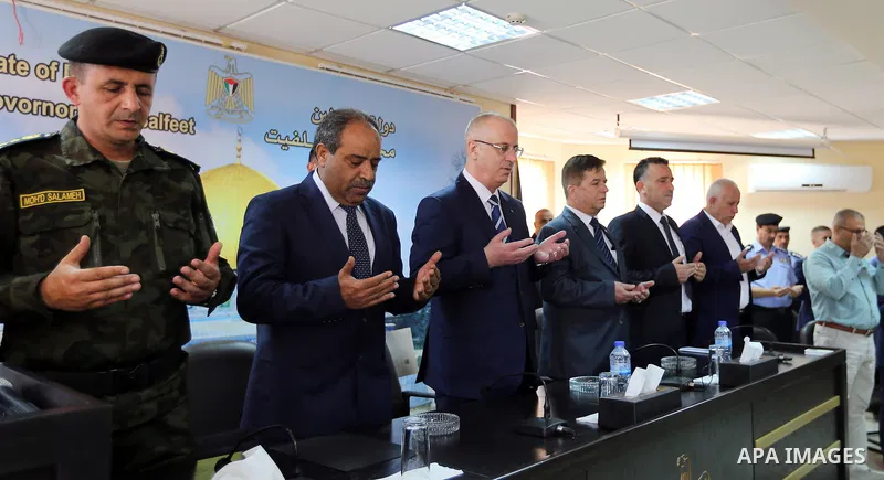 Palestinian Prime Minister Rami Hamdallah meets with security chiefs in the West Bank city of Salfit on July 22, 2017. Photo by Prime Minister Office