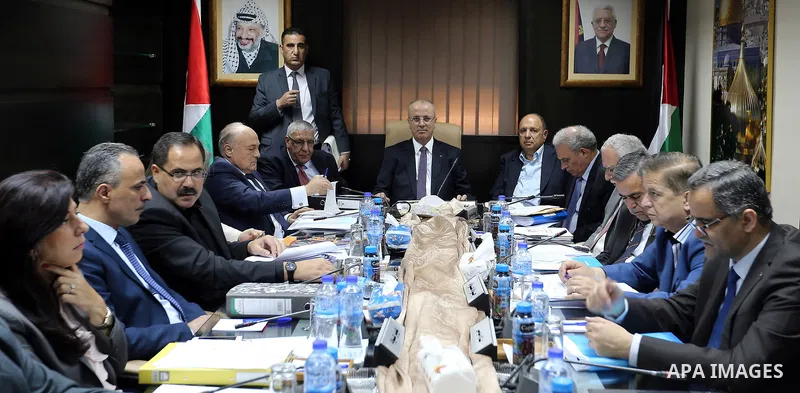 Palestinian Prime Minister, Rami hamdallah, chairs the Palestinian council meeting ,in al-Ramm town of northeast Jerusalem on July 25, 2017. Photo by Prime Minister Office