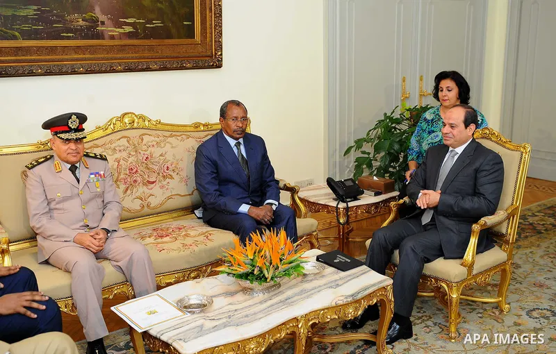 Egyptian President Abdel Fattah al-Sisi meets with Bishara Issa Jadallah, Minister of Defense of Chad, in Cairo, Egypt on August 2, 2017. Photo by Egyptian President Office