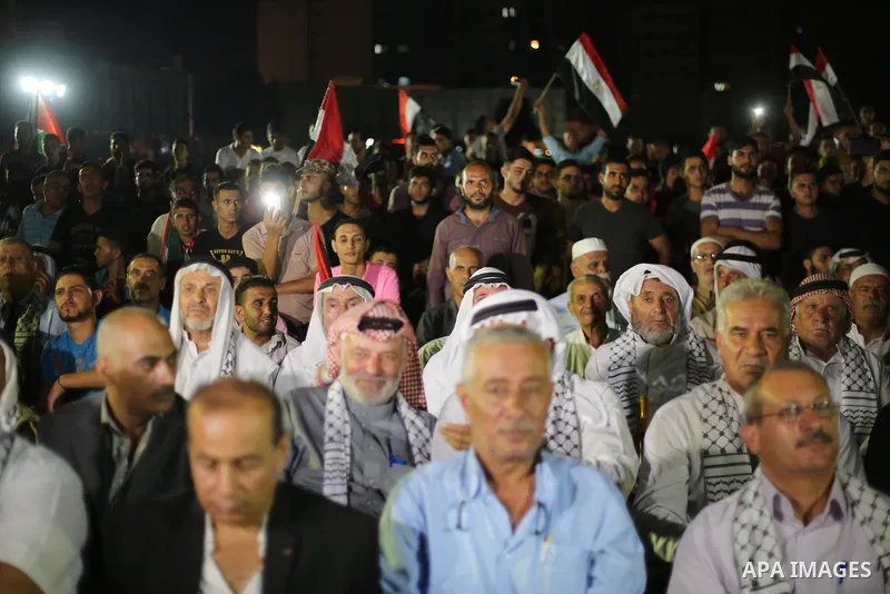 Palestinian demonstrators take part in protest to show their solidarity with Egyptian people, in Gaza City, on August 5, 2017. Photo by Mohammed Asad