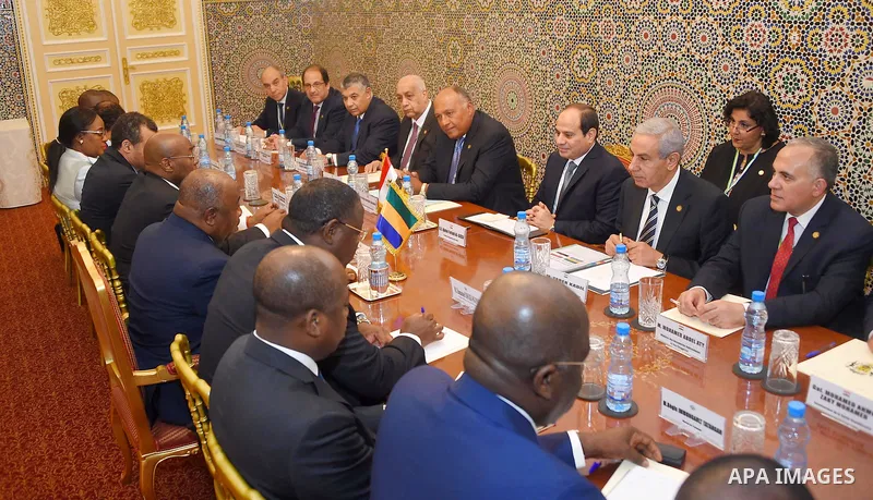 Egyptian President Abdel Fattah al-Sisi meets with Gabon's President Ali Bongo in Libreville on August 16, 2017. Photo by Egyptian President Office