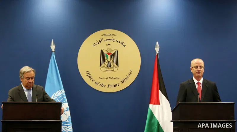 Palestinian Prime Minister Rami Hamdallah and United Nations Secretary-General Antonio Guterres hold a joint news conference in the West Bank city of Ramallah August 29, 2017. Photo by Shadi Hatem