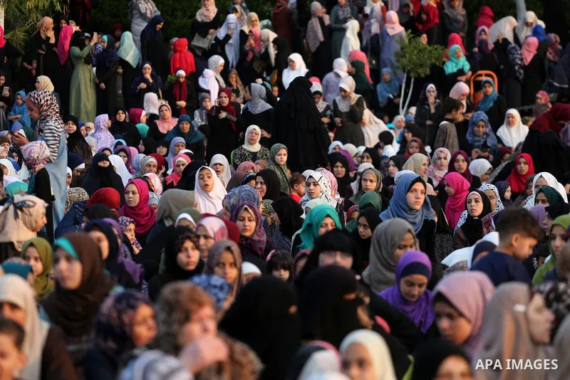 Palestinian muslims pray on the first day of of Eid al-Adha or the feast of sacrifice in Gaza city, on September 1, 2017. Muslims around the world are celebrating Eid al-Adha, the "Feast of Sacrifice", which marks the en...