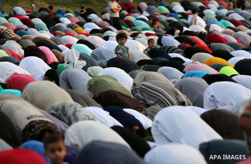 Palestinian muslims pray on the first day of of Eid al-Adha or the feast of sacrifice in Gaza city, on September 1, 2017. Muslims around the world are celebrating Eid al-Adha, the "Feast of Sacrifice", which marks the en...