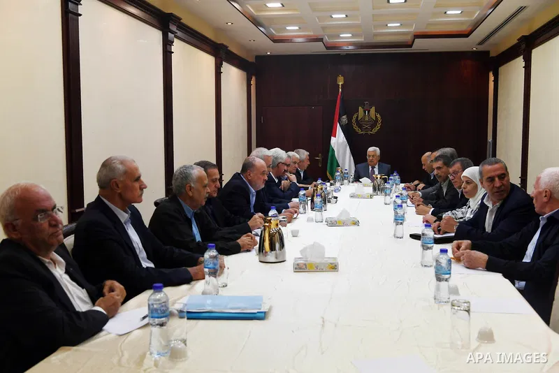 Palestinian President Mahmoud Abbas meets with members of the Fatah Central Committee in the West Bank city of Ramallah on Sept. 12, 2017. Photo by Thaer Ganaim