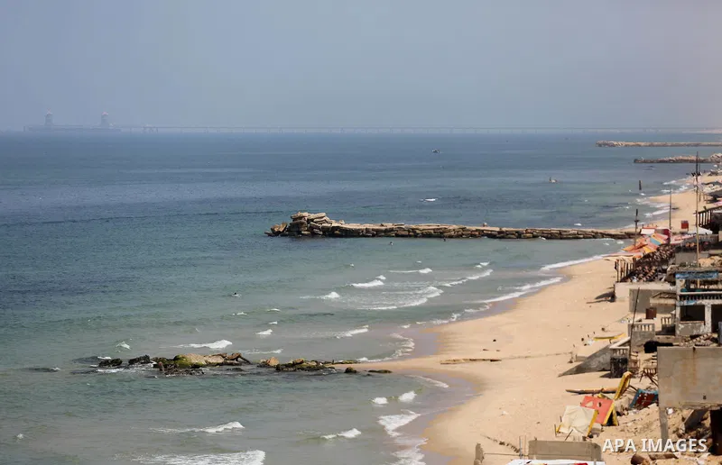 A general view shows the Gaza beach in the north west of Gaza city, on September 13, 2017. Photo by Mohammed Asad