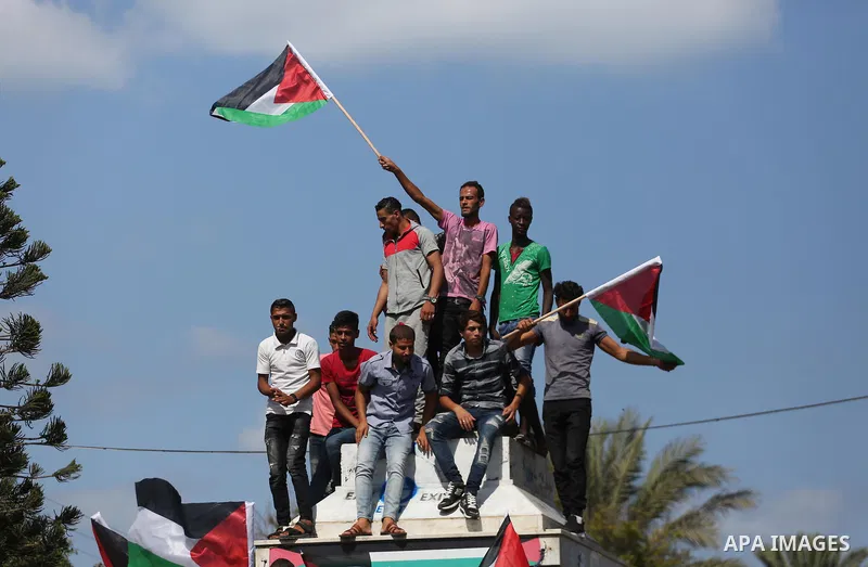 Palestinians of the Union of Agricultural Work Committees take part in a support of the Palestinian reconciliation, in Gaza city, on September 24, 2017. Palestinian President Mahmoud Abbas on Saturday said an announcemen...