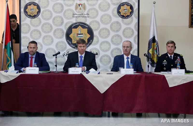 Palestinian Prime Minister Rami Hamdallah attends the meeting of the security working group at the strategic level, in the West Bank city of Jericho, on September 25, 2017. Photo by Prime Minister Office