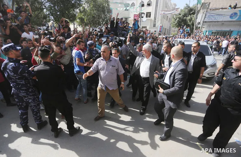 Leader of the Hamas Islamist movement, Yahya Sinwar in the Gaza Strip arrives to meeting with Palestinian Prime Minister Rami Hamdallah at the house of Ahmed Hilles, top Fatah official in Gaza city on October 2, 2017. Ha...