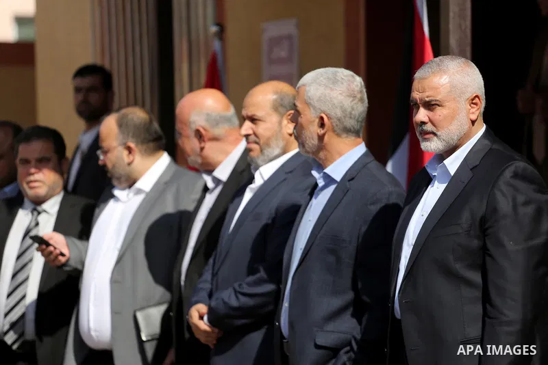 Palestinian Hamas Chief Ismail Haniyeh and senior Hamas leaders wait for the arrival of Egyptian intelligence Minister Khaled Fawzi in Gaza City October 3, 2017. Photo by Mohammed Asad