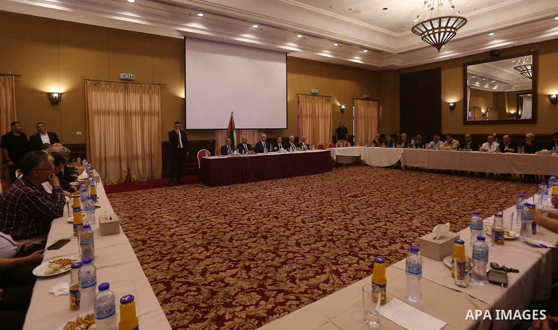 Palestinian Prime minister, Rami Hamadallah, meets with Members of factions and national forces, in Gaza city on October 4, 2017. Photo by Yasser Qudih
