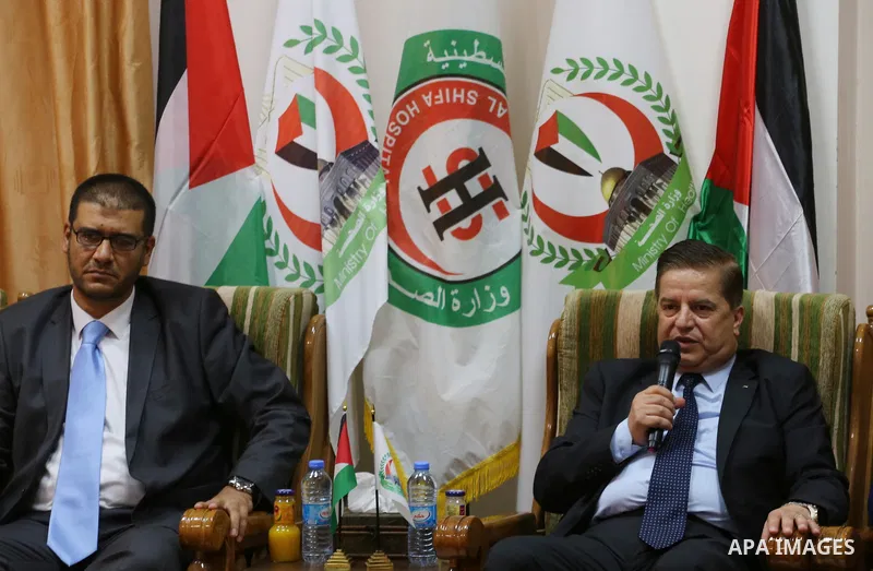 Palestinian minister of health Jawad Awwad, visits Al-Shifa hospital in Gaza City's on October 5, 2017. For three days it was all smiles as the Palestinian prime minister held talks in Gaza with Hamas but as the symbolic...