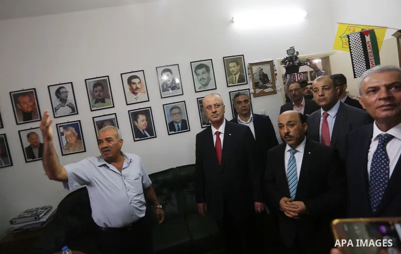 Palestinian prime minister Rami Hamdallah visits the house of late Palestinian leader Yasser Arafat, Gaza City on October 5, 2017. For three days it was all smiles as the Palestinian prime minister held talks in Gaza wit...