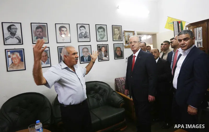 Palestinian prime minister Rami Hamdallah visits the house of late Palestinian leader Yasser Arafat, Gaza City on October 5, 2017. For three days it was all smiles as the Palestinian prime minister held talks in Gaza wit...