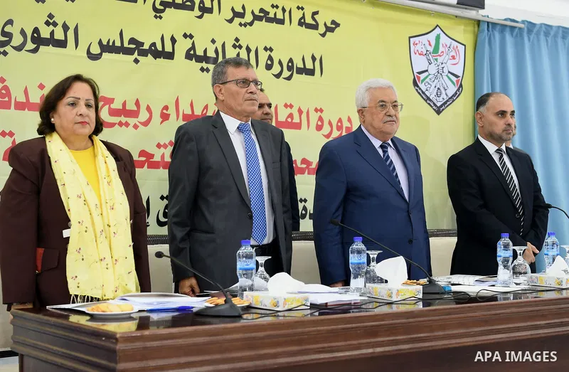 Palestinian President Mahmoud Abbas attends the meeting of Fatah Movement Revolutionary Council in the West Bank city of Ramallah on October 5, 2017. Photo by Osama Falah