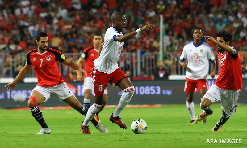 Egyptian players and Congo's players compete during their World Cup 2018 Africa qualifying match between Egypt and Congo at the Borg el-Arab stadium in Alexandria on October 8, 2017. Photo by Amr Sayed