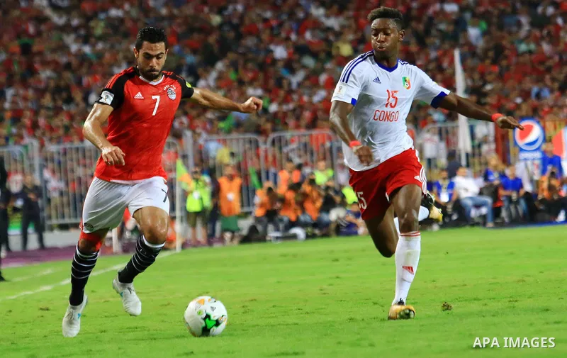 Egyptian players and Congo's players compete during their World Cup 2018 Africa qualifying match between Egypt and Congo at the Borg el-Arab stadium in Alexandria on October 8, 2017. Photo by Amr Sayed
