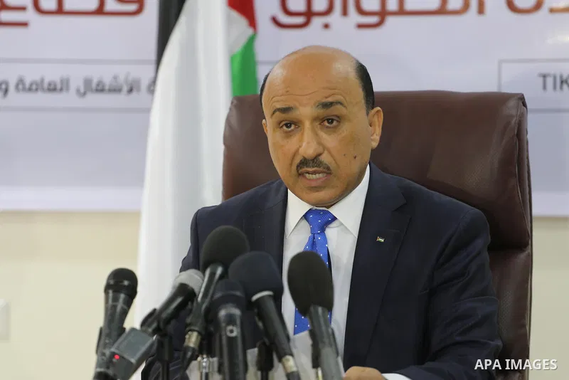 Palestinian housing minister Mufeed al-Hasayna attends the signing of housing project funded by Turkish Cooperation and Coordination Agency "TİKA", in Gaza city on October 15, 2017. Photo by Mohammed Asad