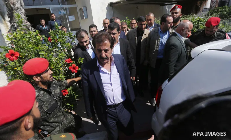 Chief of General Committee for Crossings and Borders in the Palestinian Authority, Nazmi Mohana visits the passenger registration service headquarter "Abu Khadra Governmental Complex" in Gaza city on October 16, 2017. Ph...