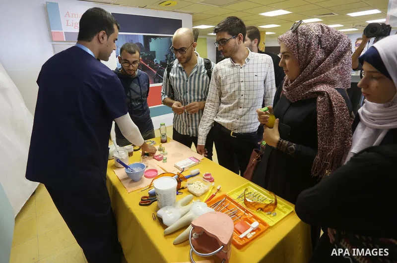 Palestinian students take part in a festival of the Science Days Palestine, at al Qattan Center in Gaza city on October 17, 2017. Photo by Mohammed Asad