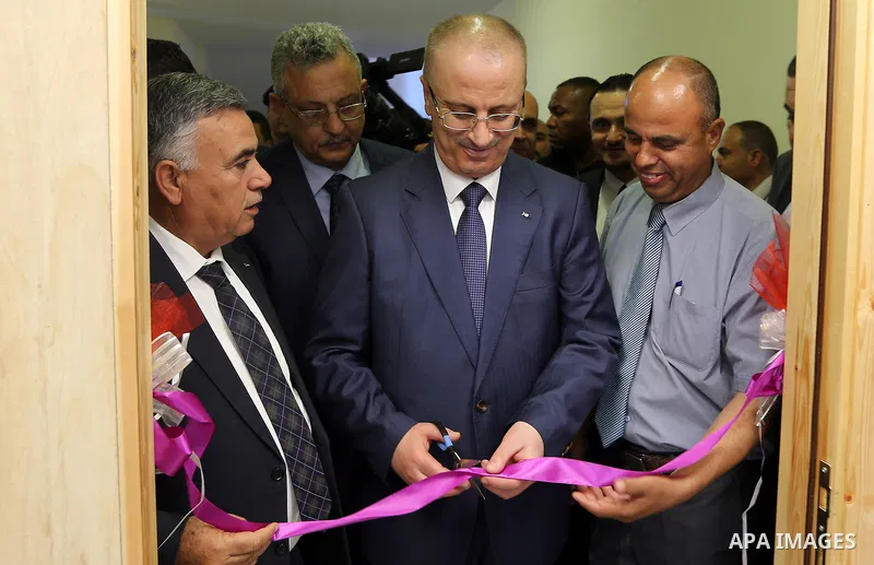 Palestinian Prime Minister Rami Hamdallah opens several projects in the West Bank city of Tulkarem, on October 28, 2017. Photo by Prime Minister Office