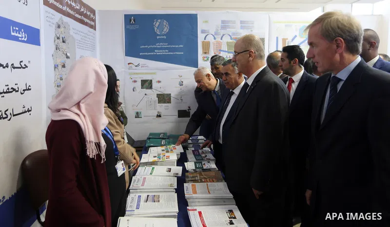 Palestinian Prime Minister Rami Hamdallah, attends the Second Palestinian Urban Forum, in the West Bank city of Ramallah, on October 30, 2017. Photo by Prime Minister Office