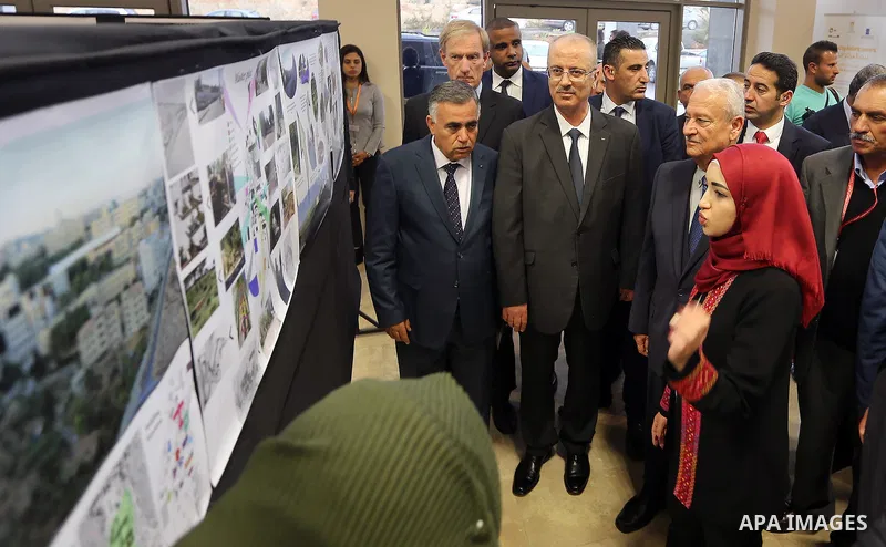 Palestinian Prime Minister Rami Hamdallah, attends the Second Palestinian Urban Forum, in the West Bank city of Ramallah, on October 30, 2017. Photo by Prime Minister Office