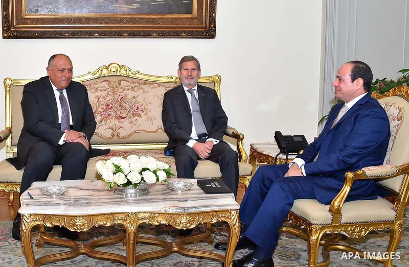 Egyptian President Abdel Fattah al-Sisi meets with European Union Commissioner for European Neighborhood Policy and Enlargement Negotiations Johannes Hahn, in Cairo, Egypt, on October 30, 2017. Photo by Egyptian Presiden...