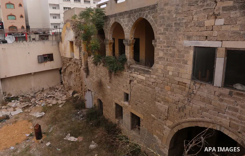 A picture taken on November 5, 2017 shows a general view of al-Kamiliya school in the east of Gaza city, which was built by the Mamluks on November 5, 2017. Mamluk was the knightly military caste in Egypt in the Middle A...