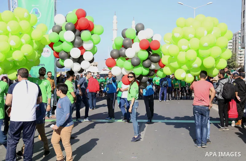 Palestinians take part in a marathon Palestinian unity, in Gaza city on November 10, 2017. Photo by Atia Darwish