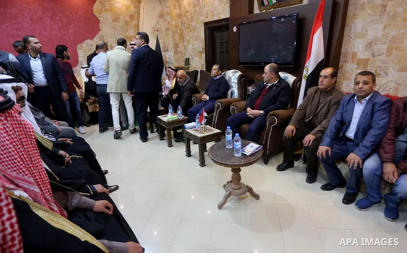Heads of Palestinian families meets with a delegation from Egypt’s General Intelligence in Gaza city on December 1, 2017. Photo by Mohammed Asad