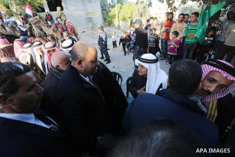 Heads of Palestinian families welcome to a delegation from Egypt’s General Intelligence in Gaza city on December 1, 2017. Photo by Mohammed Asad