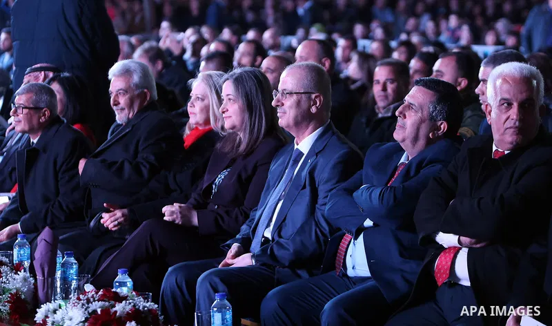 Palestinian Prime minister, Rami Hamdallah attends a Christmas tree lighting ceremony outside the Church of the Nativity in the West Bank town of Bethlehem, December 2, 2017. Photo by Prime Minister Office