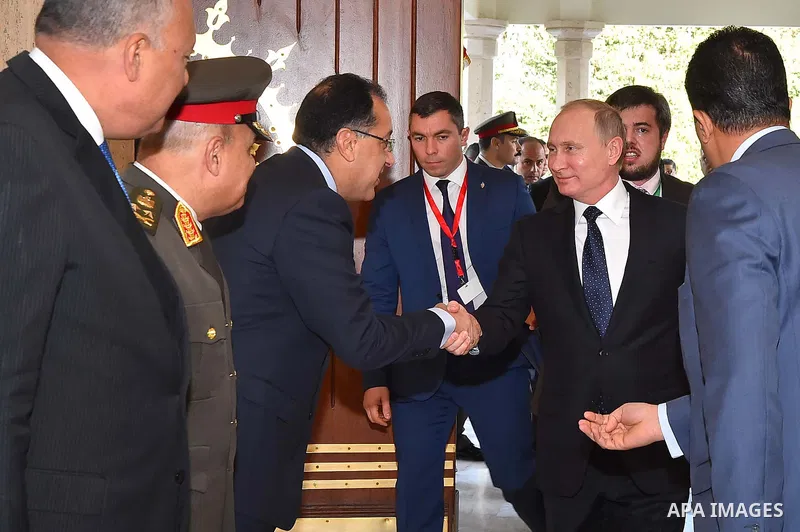 Egyptian President Abdel Fattah al-Sisi receives Russian President Vladimir Putin in Cairo, Egypt, on Dec. 11, 2017. Photo by Egyptian President Office