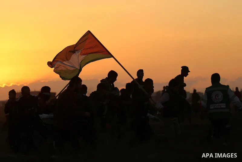 Palestinian protesters clash with Israeli security forces near the border fence with Israel, east of Gaza City on December 15, 2017 as demonstrations continue over US President Donald Trump's declaration of Jerusalem as...