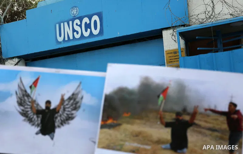 Disabled Palestinians take part in a protest against the killing of Ibraheem Abu Thuraya in front of the headquarter United Nation "UNESCO", in Gaza City, on December 21, 2017. Abu Thuraya, who was shot dead by Israeli s...