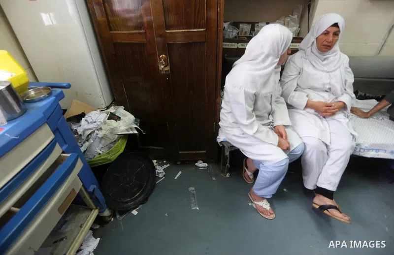 A view into al-shifa hospital during the strike of the cleaners to demand for pay their salaries, in Gaza City on December 27, 2017. Photo by Mohammed Asad