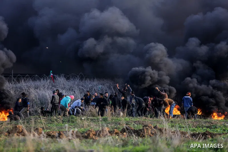 Palestinian protesters clash with Israeli security forces near the Israel-Gaza border east of Gaza City on December 29, 2017, as demonstrations continue over the US president's controversial recognition of Jerusalem as I...